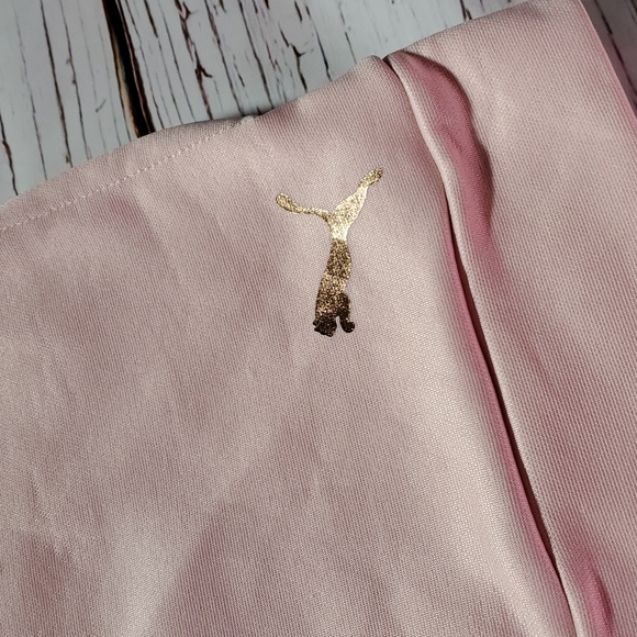 🆕️ PUMA GIRLS HOODED PINK JACKET 👩 - Picture 5 of 9